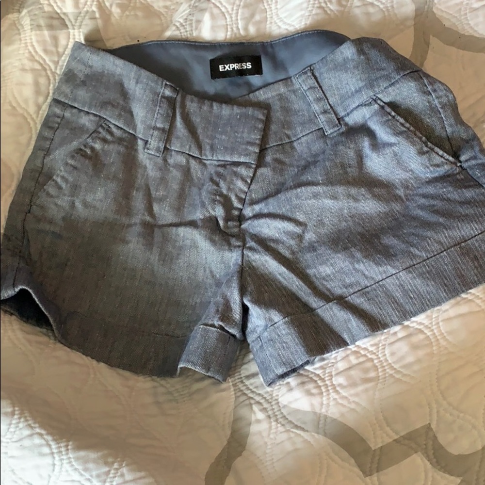 Express shorts size 4